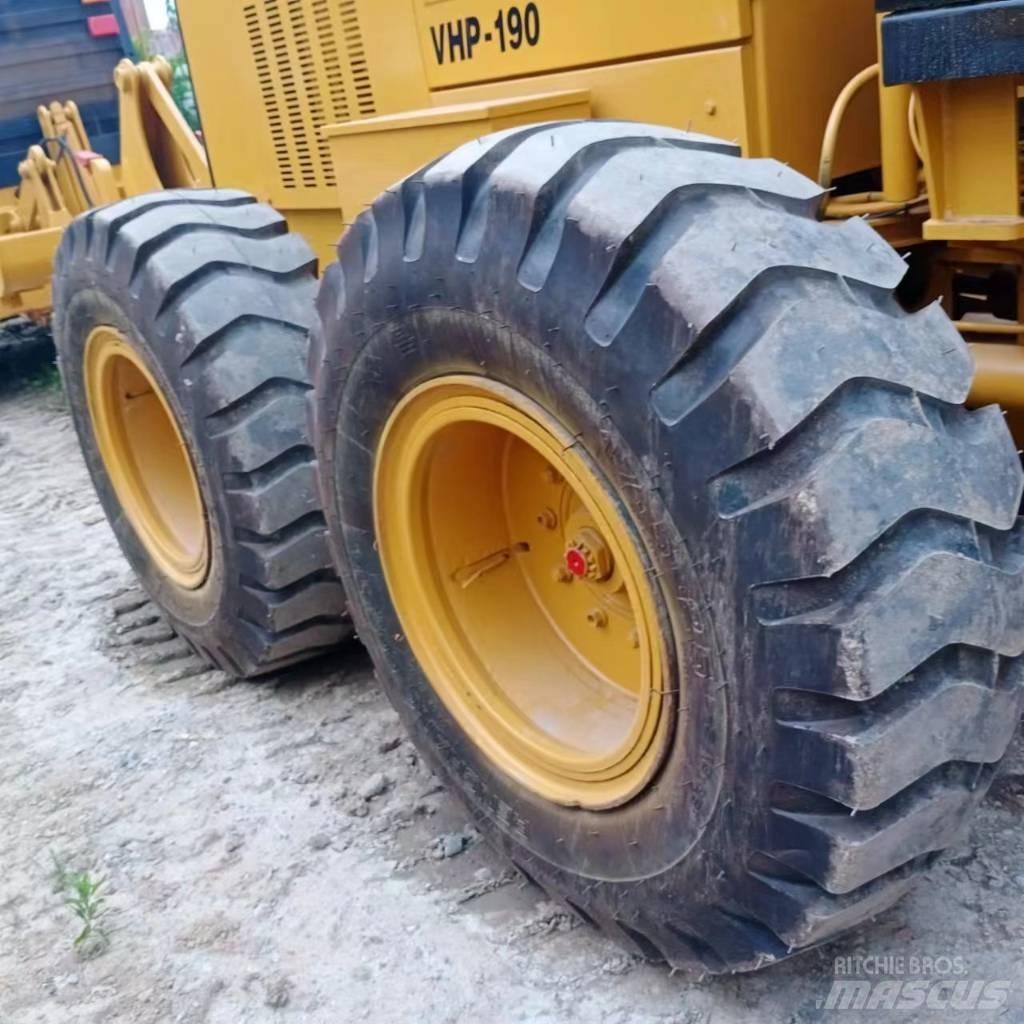 CAT 140 K Motoniveladoras