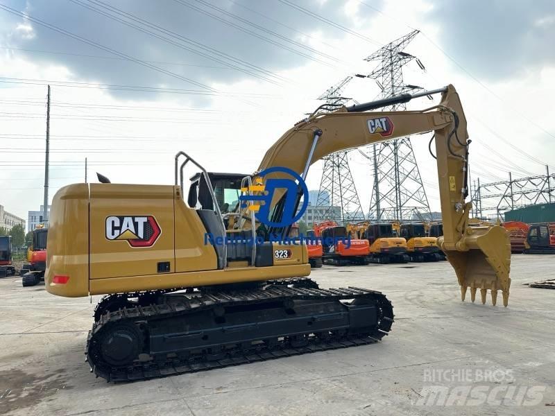 CAT 323GC Escavadoras de rastos
