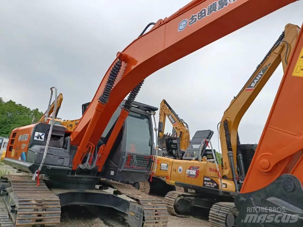 Hitachi ZX210 Escavadoras de rastos