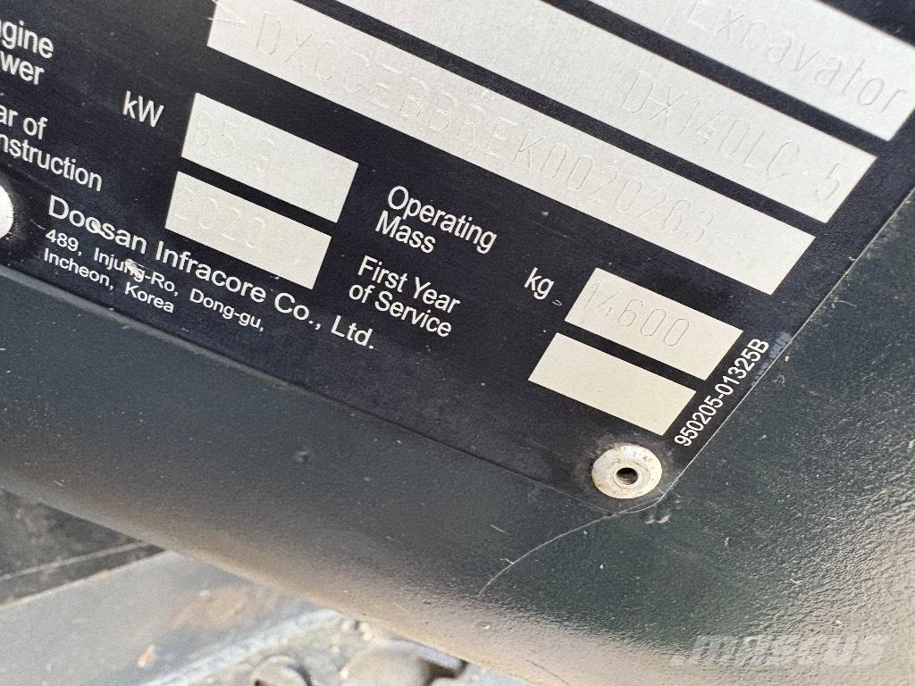 Doosan DX 140 LC Escavadoras de rastos