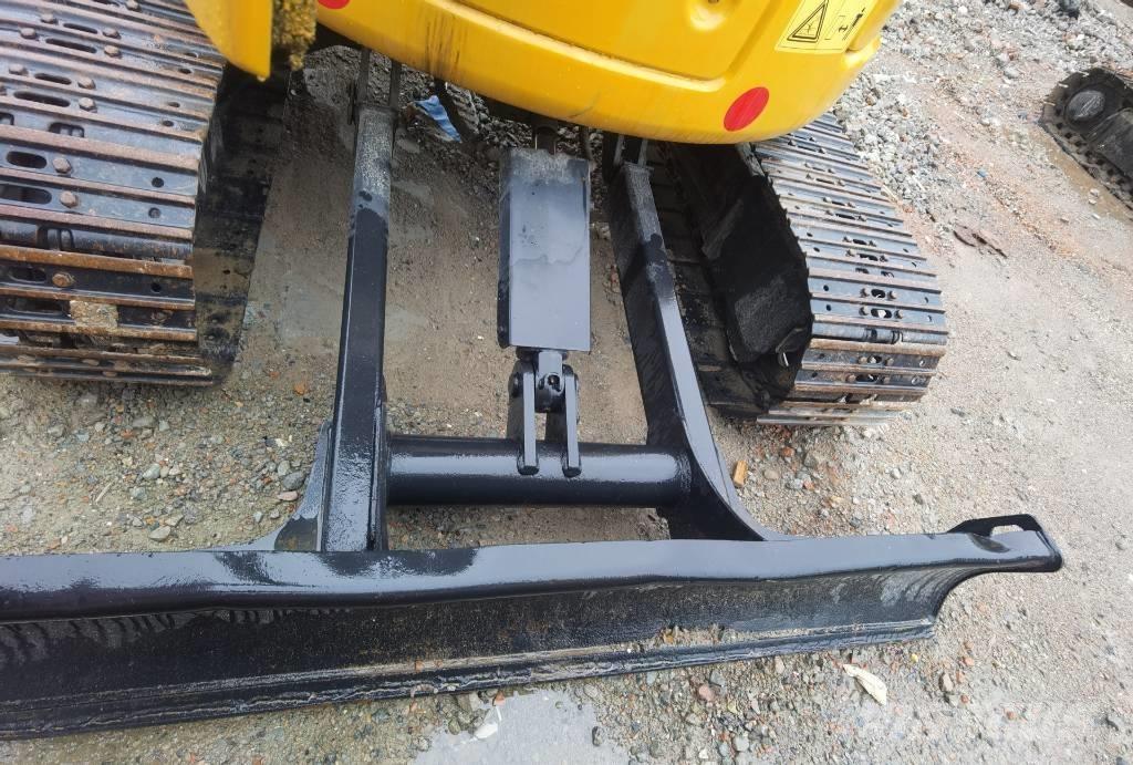 CAT 303.5 E CR Mini Escavadoras <7t