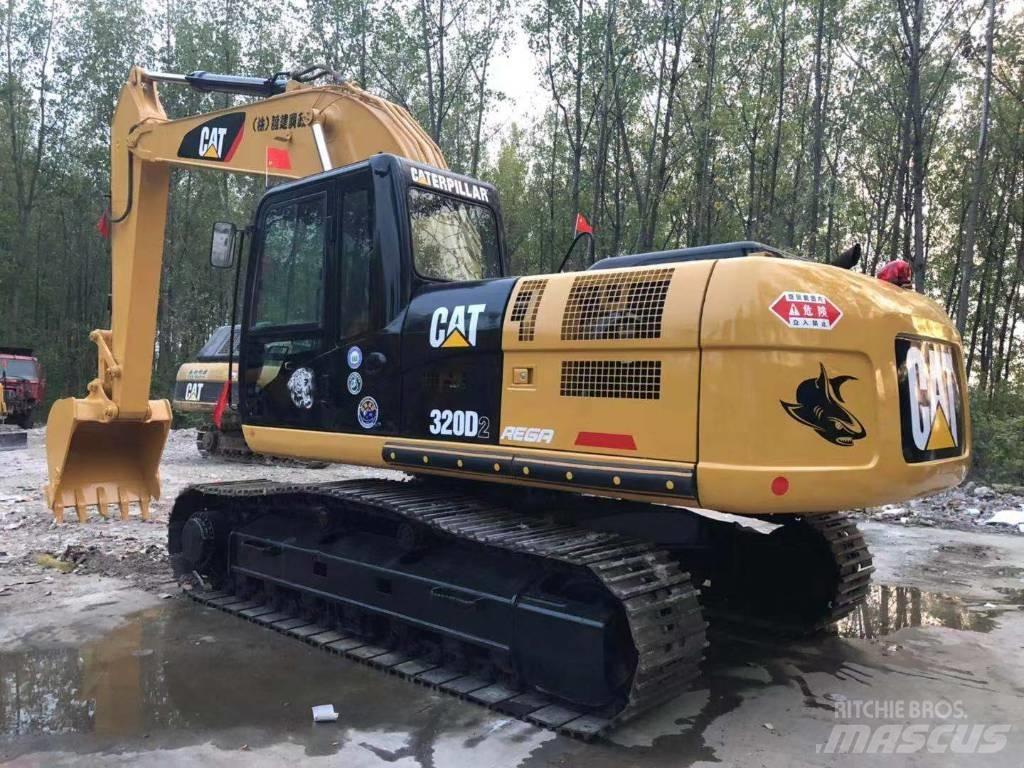 CAT 320D2 Escavadoras de rastos