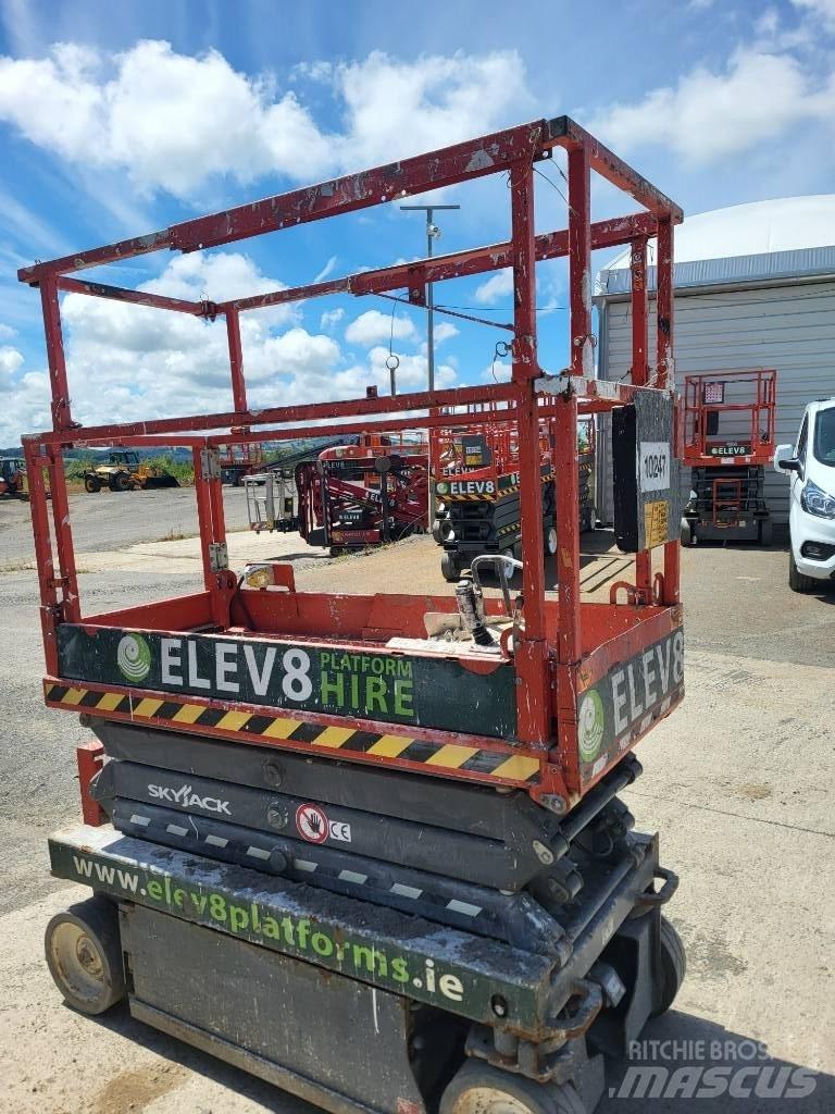 SkyJack 32/19 Elevadores de tesoura