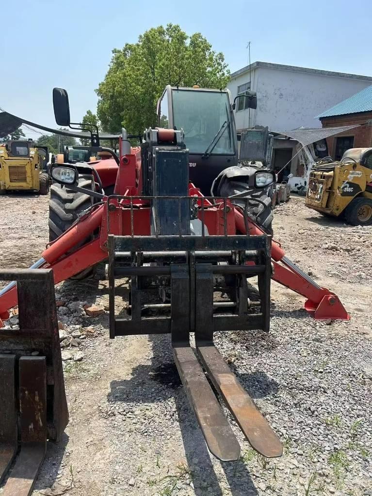 Manitou MT 1740 SL T Carregadoras de direcção deslizante