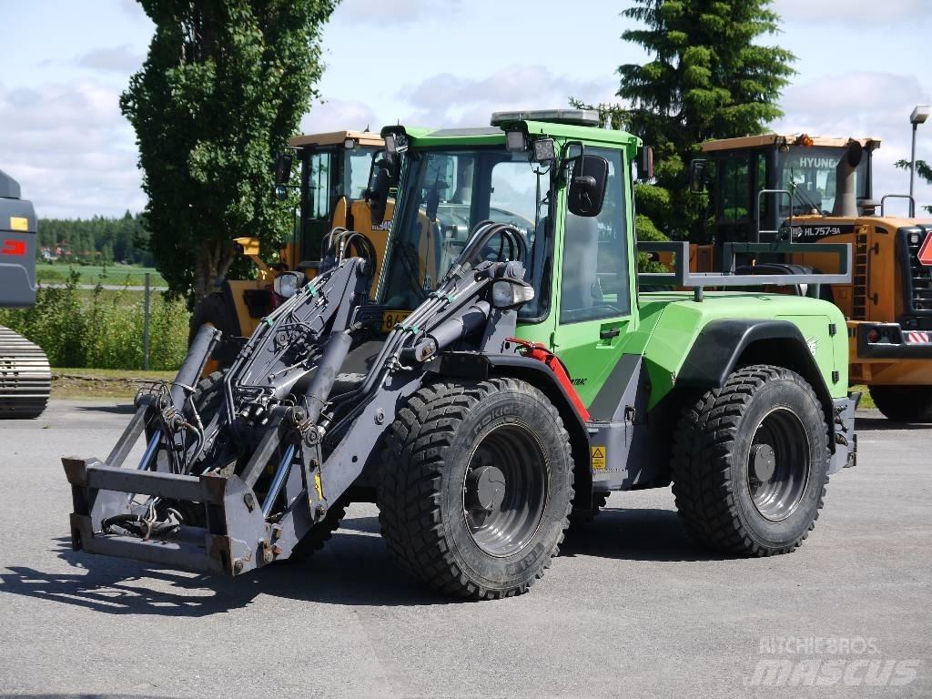 LM Trac 686 Pás carregadoras de rodas