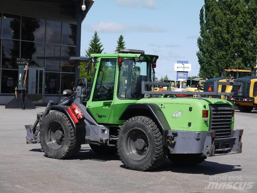 LM Trac 686 Pás carregadoras de rodas