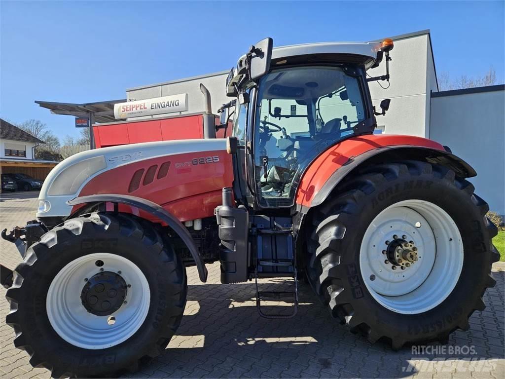 Steyr CVT 6225 Tratores Agrícolas usados