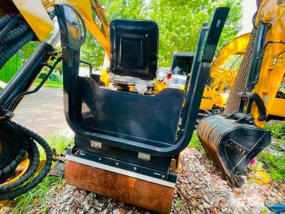 CAT 303 Mini Escavadoras <7t