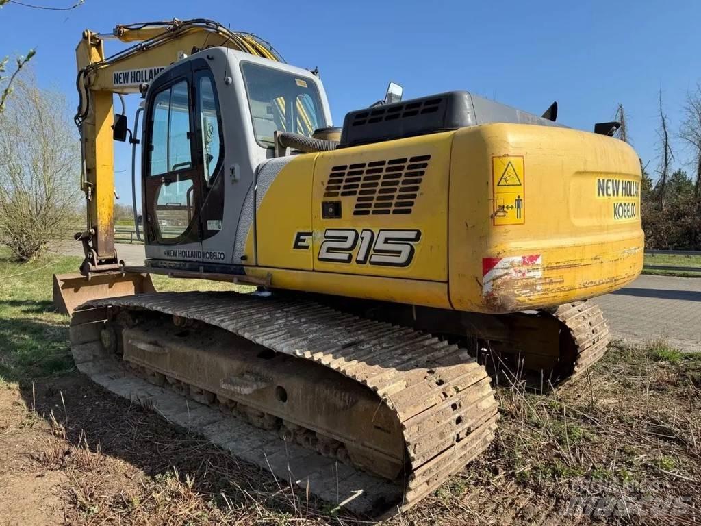 New Holland E215 Escavadoras de rastos