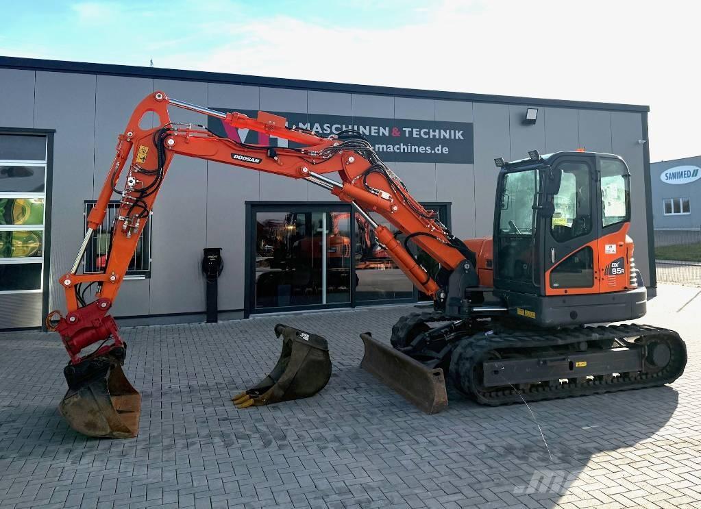 Doosan DX 85 R Escavadoras Midi 7t - 12t