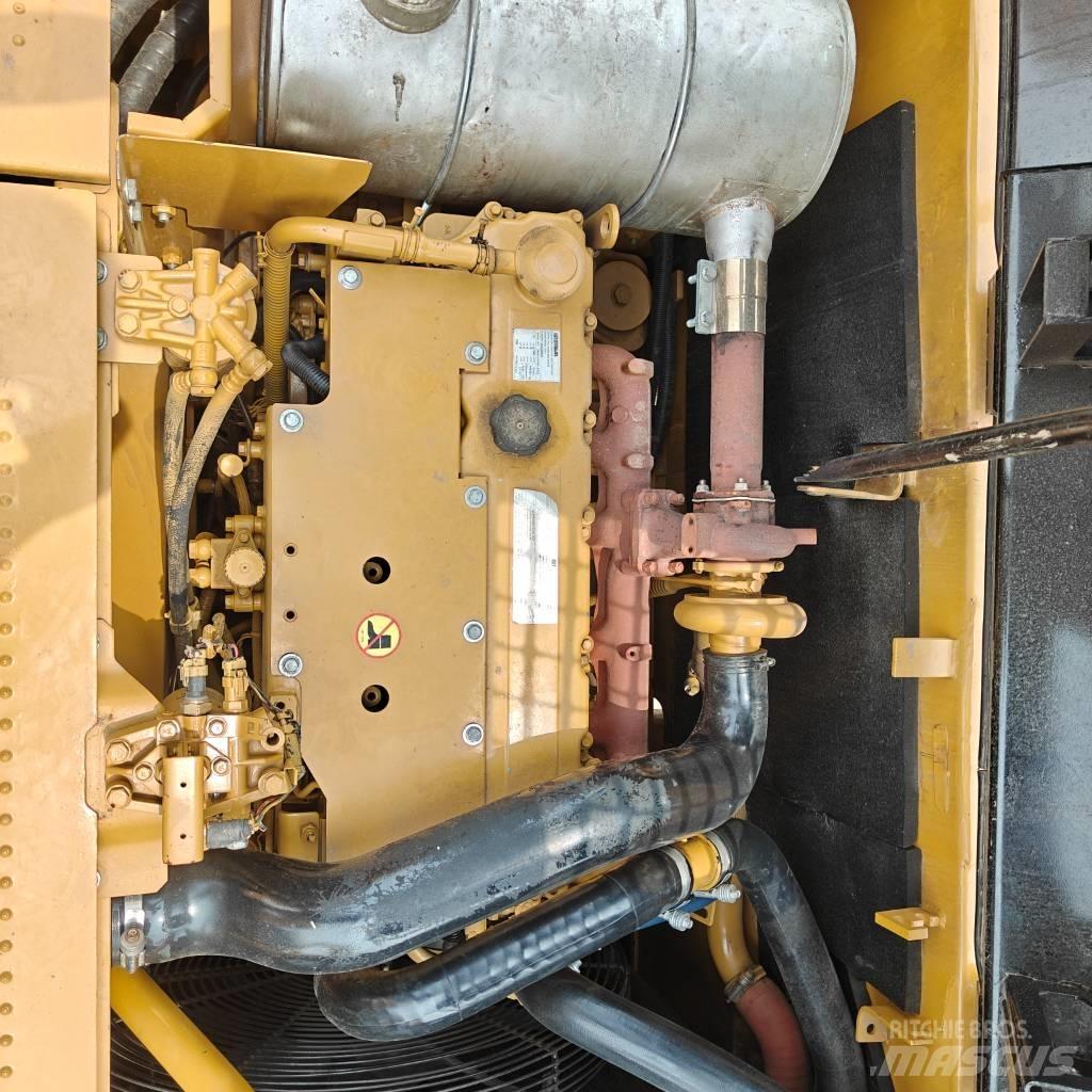 CAT 323 D L Escavadoras de rastos