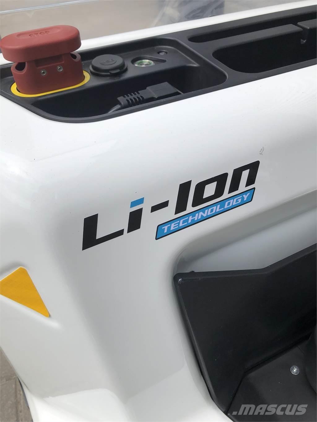 LSM  Empilhador para operador externo