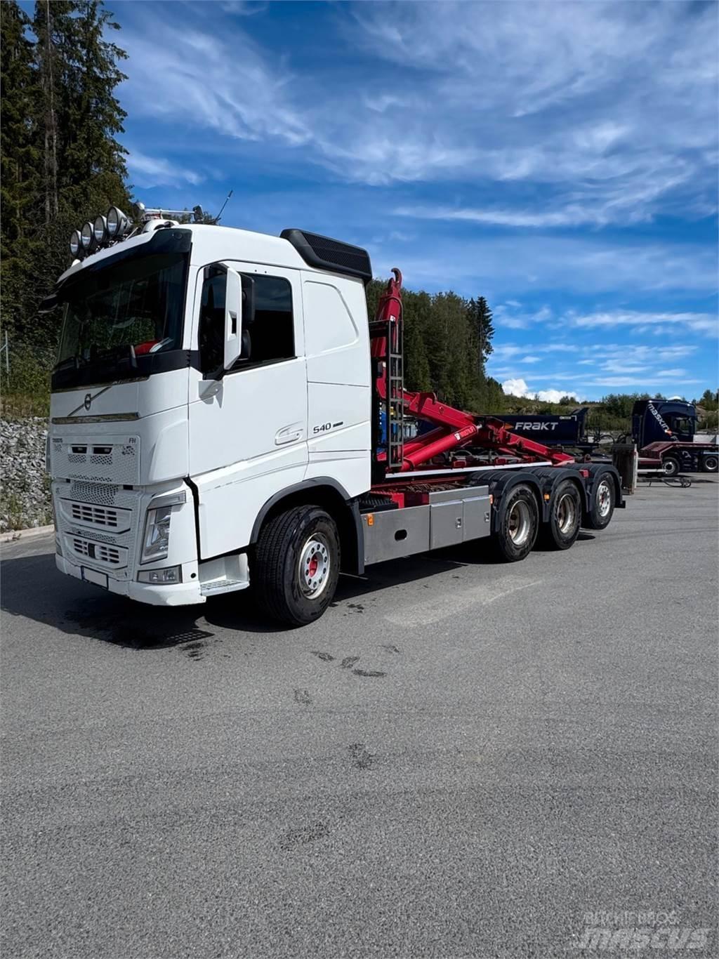 Volvo FH 540 8X4 Camiões Ampliroll