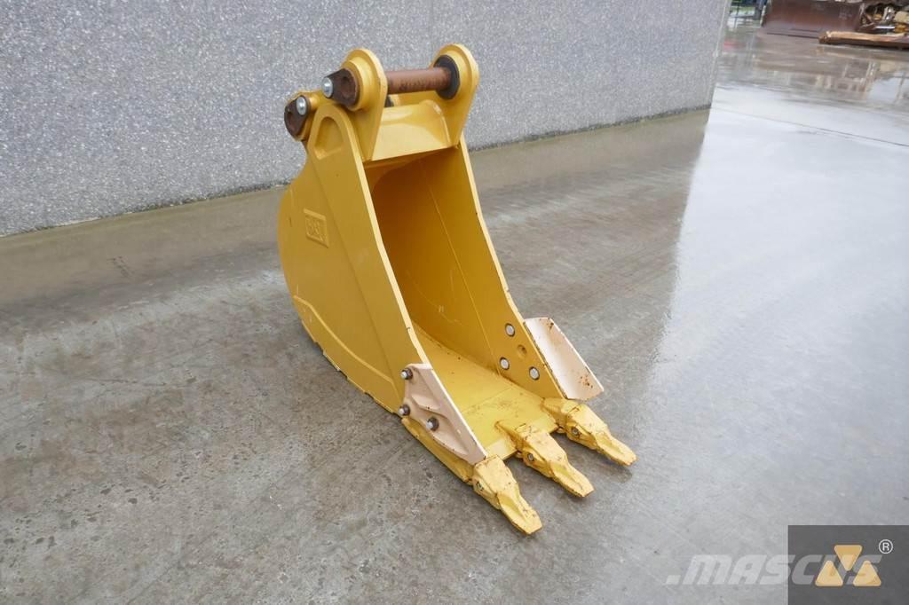 CAT 320 Bucket Baldes