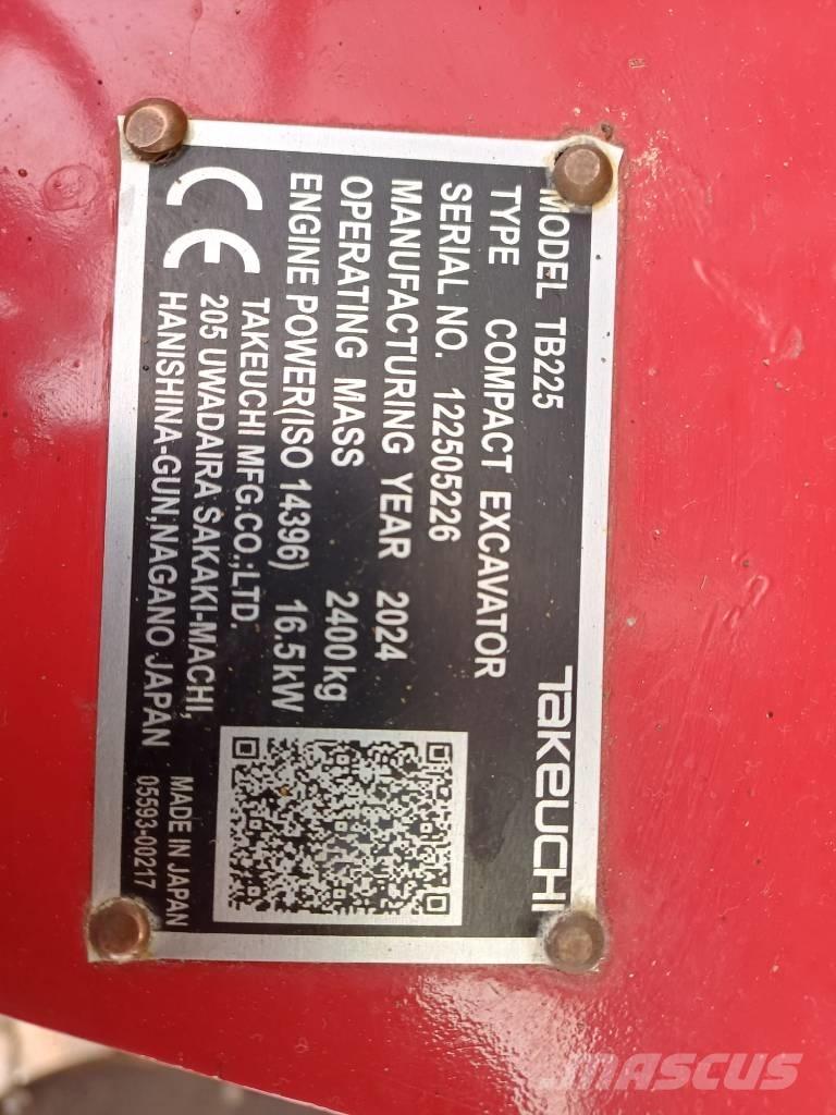 Takeuchi TB 225 Mini Escavadoras <7t