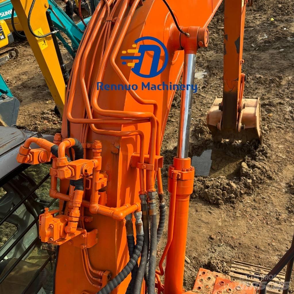 Hitachi ZX 135 US Escavadoras de rastos