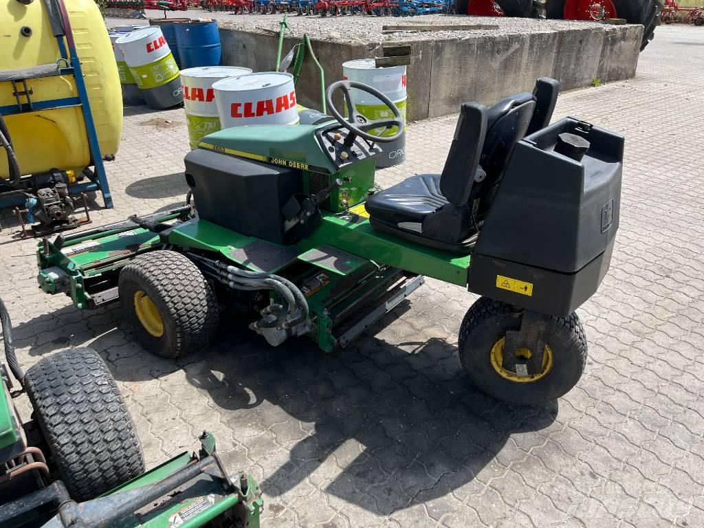 John Deere 2653 Corta-Relvas Riders