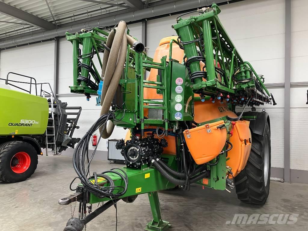 Amazone UX 5200 Pulverizadores rebocados
