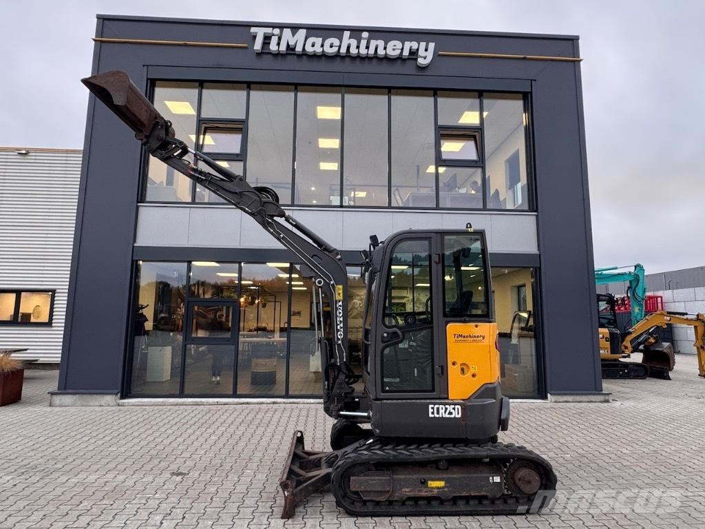 Volvo ECR 25 D Mini Escavadoras <7t