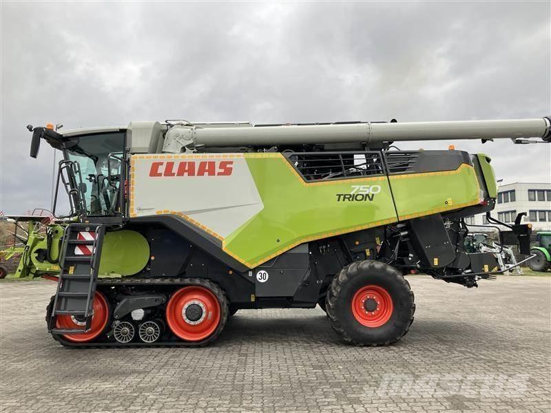 CLAAS TRION 750 TT Ceifeiras debulhadoras