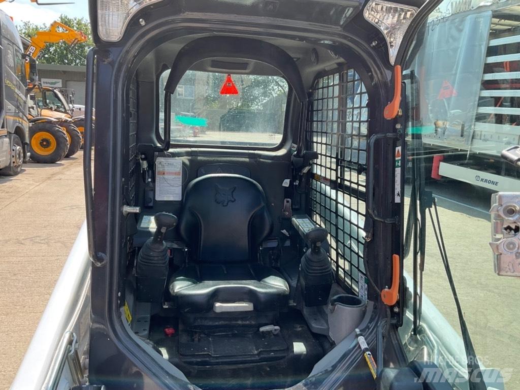 Bobcat T 450 Carregadoras de direcção deslizante