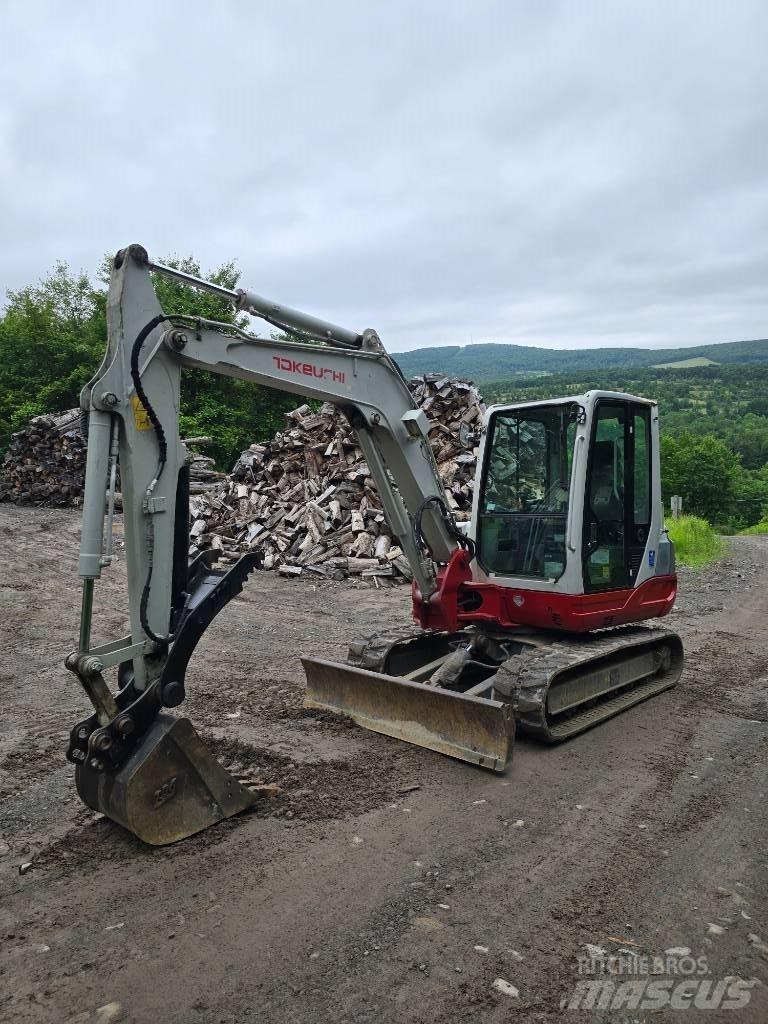 Takeuchi TB 250 Mini Escavadoras <7t