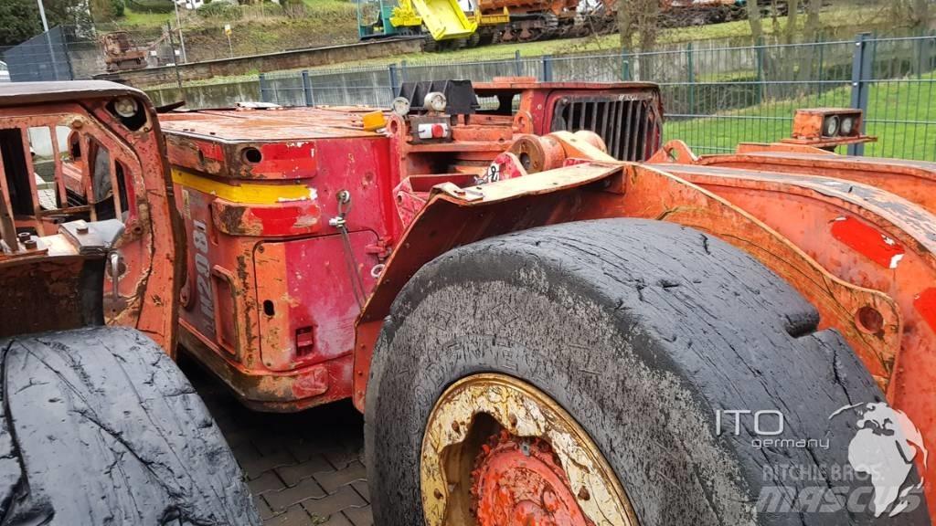 Sandvik LH 208 L Carregadoras subterrâneas