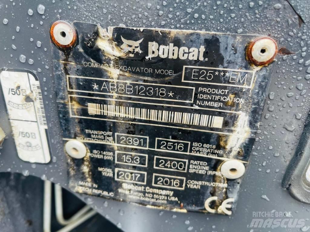 Bobcat E 25 Mini Escavadoras <7t