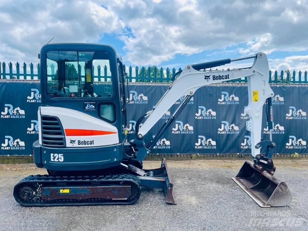 Bobcat E 25 Mini Escavadoras <7t