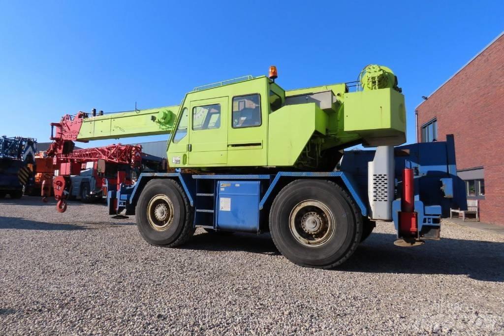 Tadano TR 250 E Gruas Fora-de-estrada