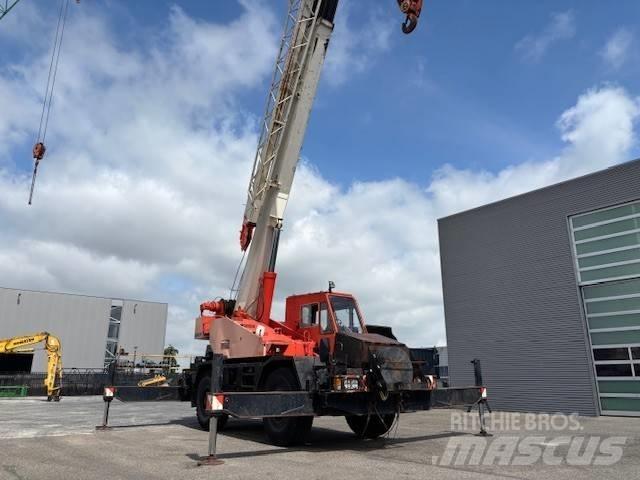Tadano TR 300 EX Gruas Fora-de-estrada
