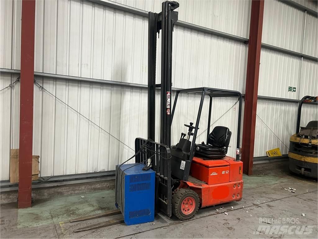 Linde E12Z-02 Empilhadores eléctricos
