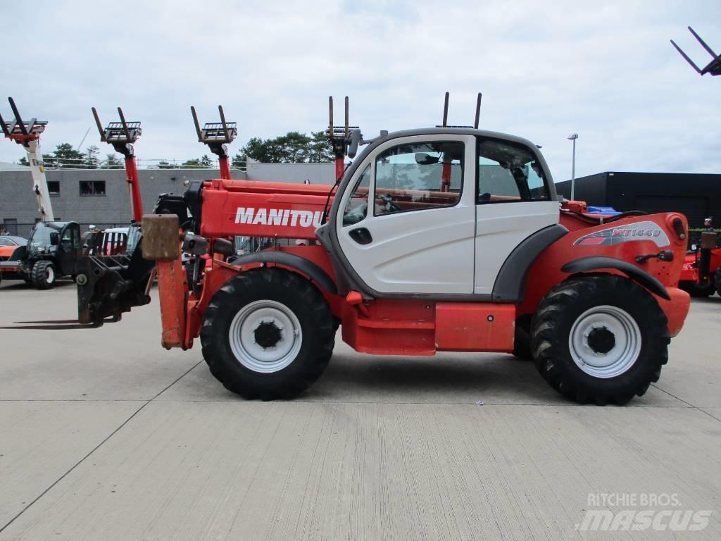 Manitou MT 1440 (866) Manipuladores telescópicos