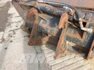 CAT Bucket-Side Dump Baldes