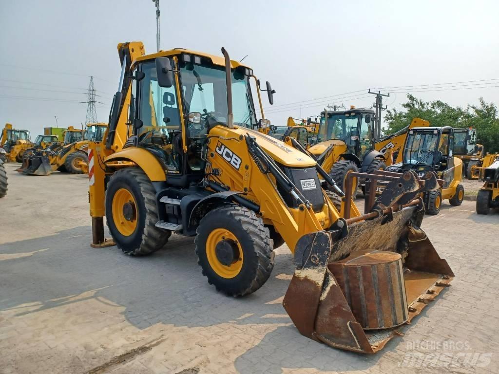 JCB 3CX PLUS AEC Retroescavadoras