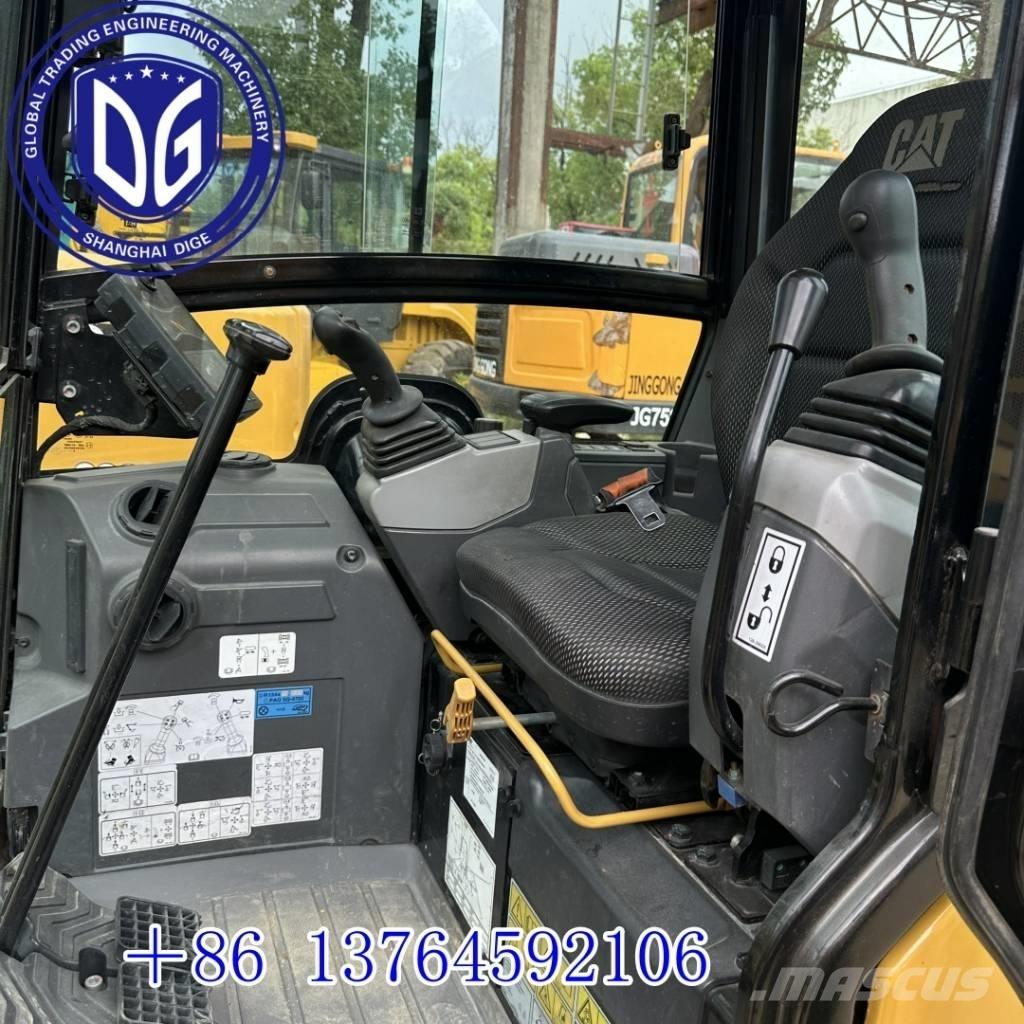 CAT 302 CR Mini Escavadoras <7t