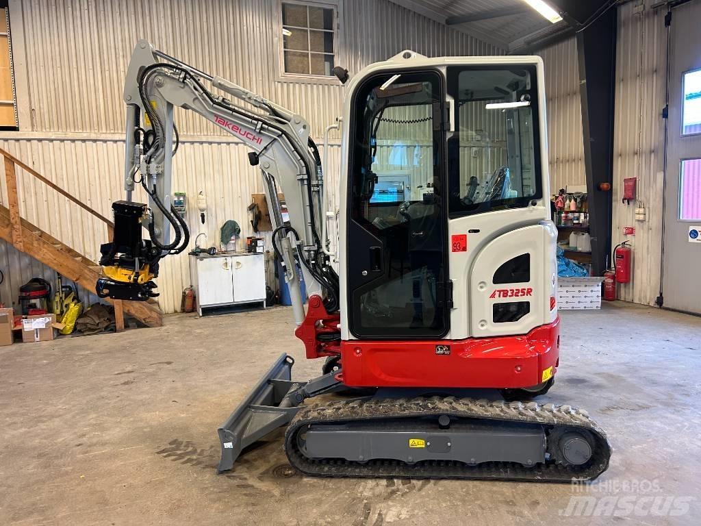 Takeuchi TB325 Mini Escavadoras <7t