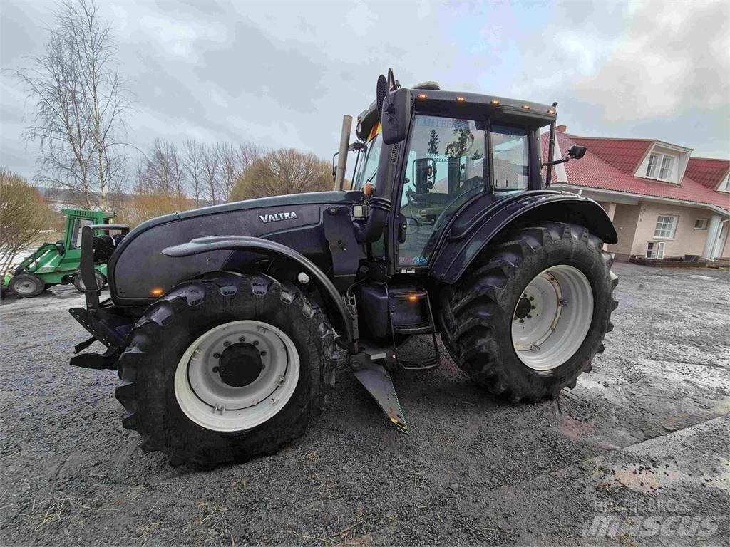 Valtra T191LS Tratores Agrícolas usados