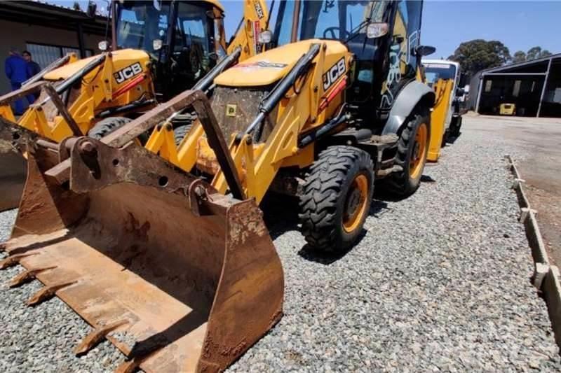 JCB 3CX 4X4 Retroescavadoras
