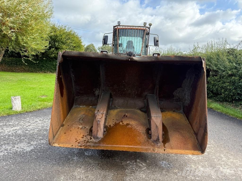 Doosan DL 200 Pás carregadoras de rodas