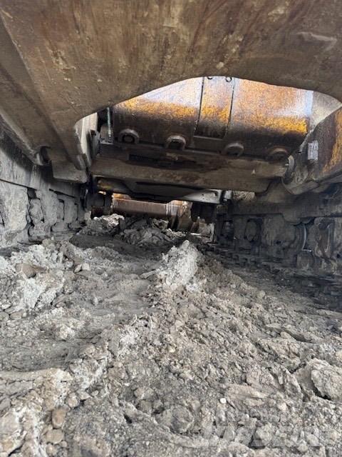 CAT D 10 N Dozers - Tratores rastos