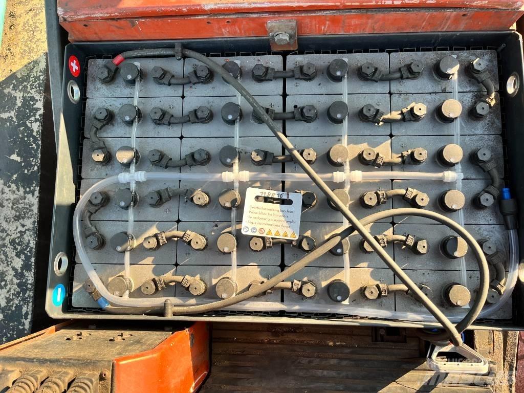 BT CBE 15 V-4102 Empilhadores eléctricos