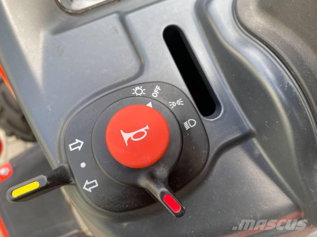 Kioti CS 2220 Tratores Agrícolas usados