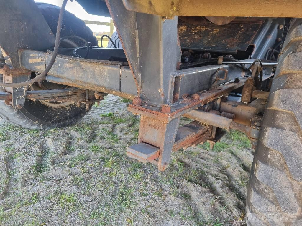 Vicon LB8200 Enfardadeira de fardos quadrados