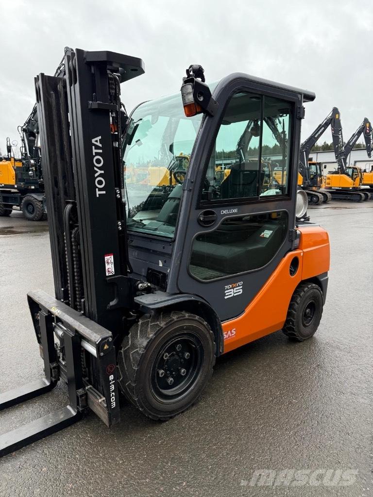 Toyota 02-8 FGJF 35 Empilhadores a gás