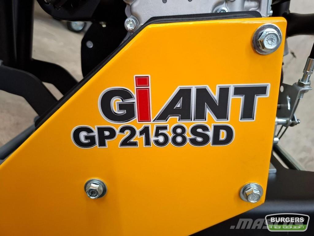 GiANT GP2158SD Placas compactadoras
