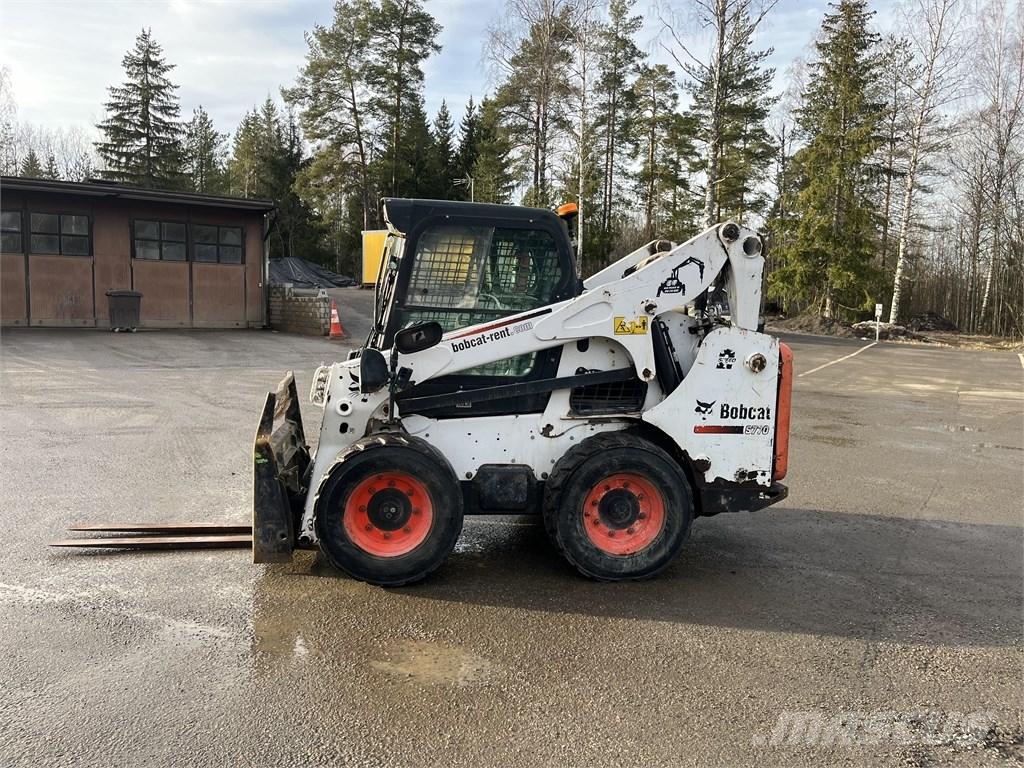 Bobcat S 770 Carregadoras de direcção deslizante