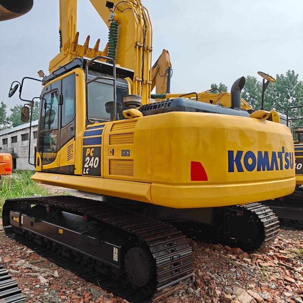 Komatsu 240-8 Escavadoras de rastos