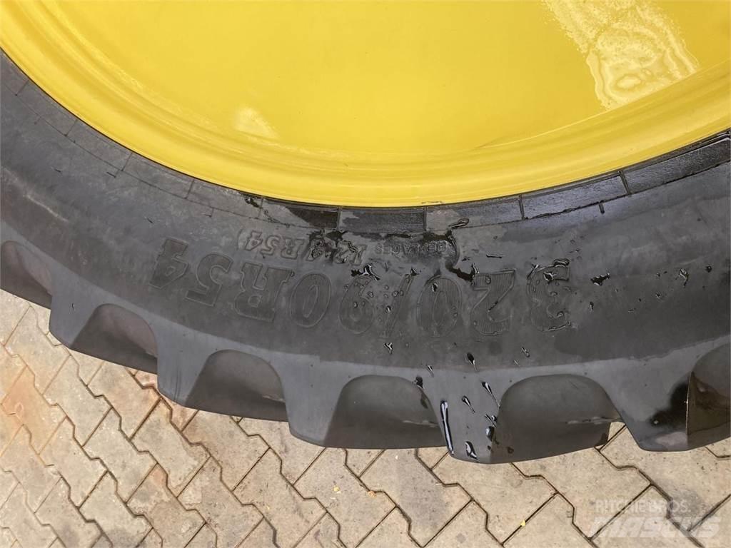 BKT 320/90R54 Pneus Agrícolas