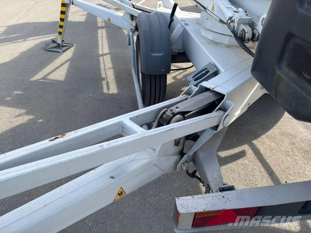 Dino 210 XT Plataformas aéreas montadas em atrelados